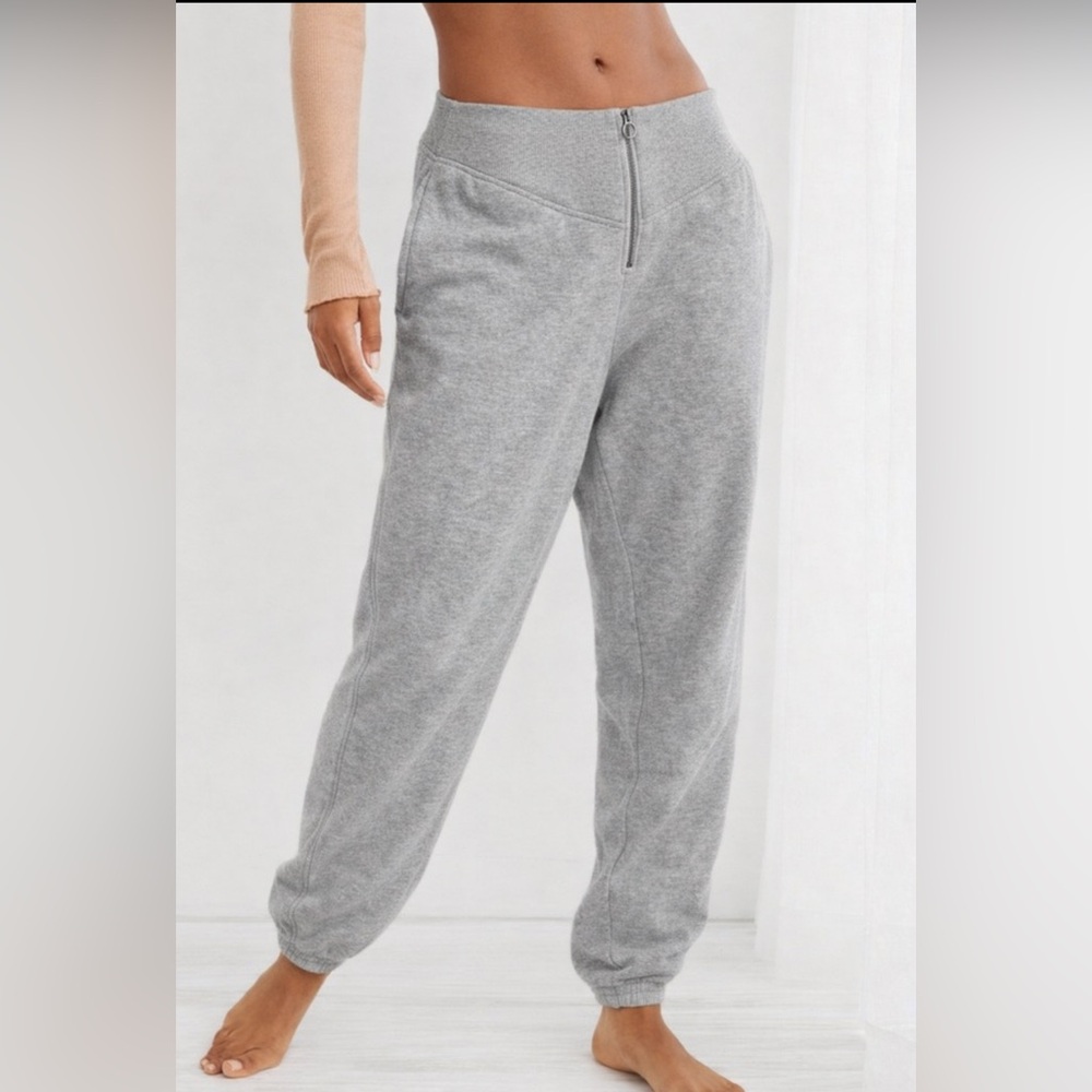 aerie Gray Zip-Front Joggers